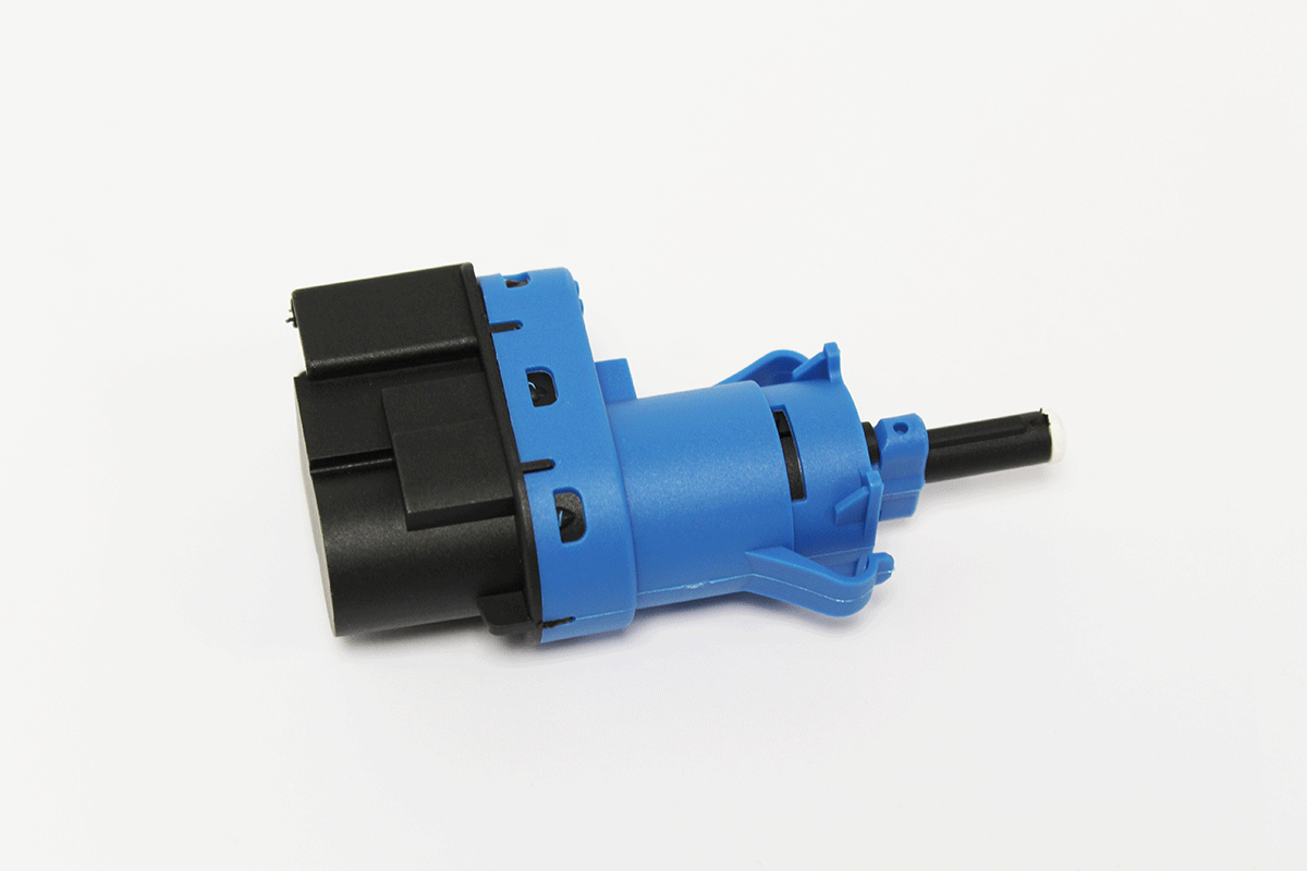 LR072647A LAND ROVER - SWITCH - STOP LIGHT