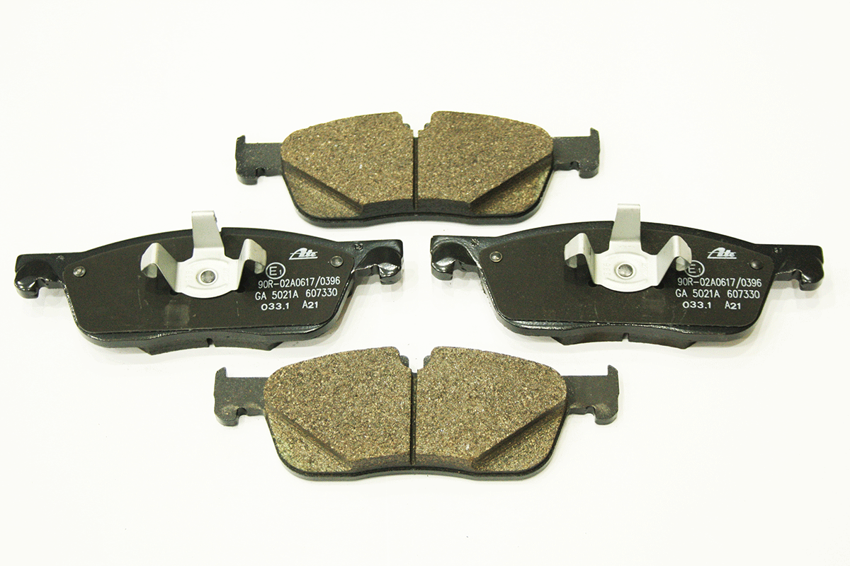 J9C33357A BRAKE PAD SET