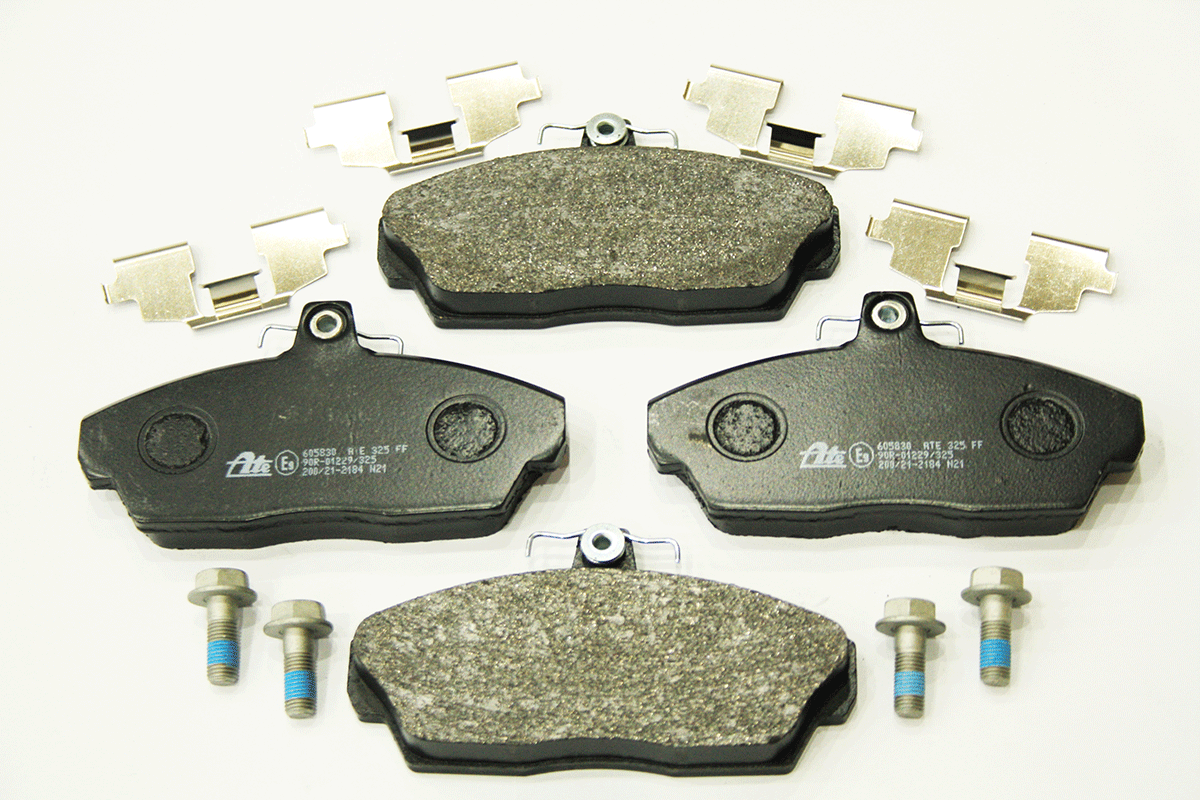 SFP100360A LAND ROVER - BRAKE PAD SET
