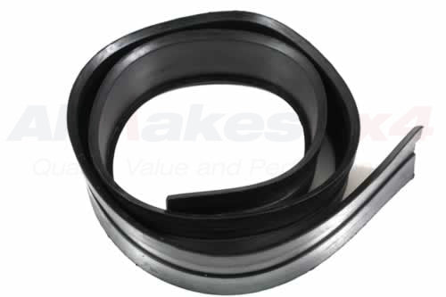 330163 LAND ROVER - DOOR SEAL - FRONT DOOR - BETWEEN TOP + BOTTOM - Suitable for Series 2, Series 3