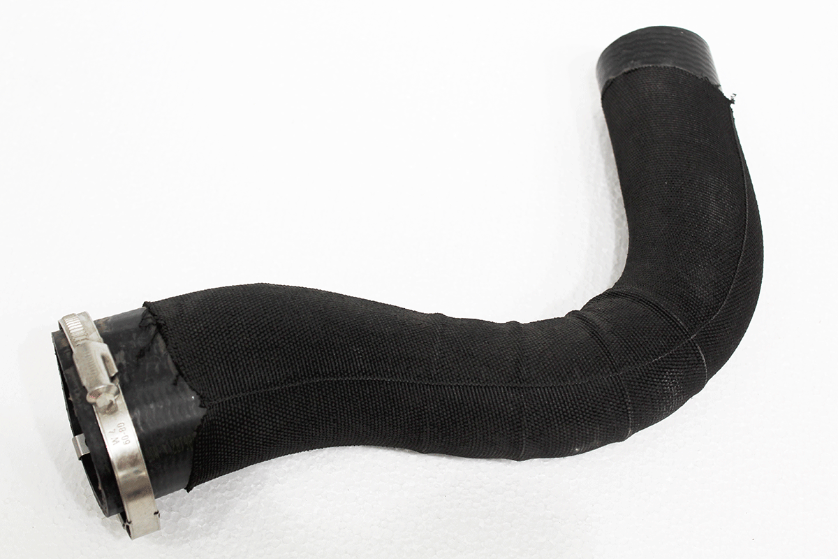 LR024516R LAND ROVER - HOSE-TURBO