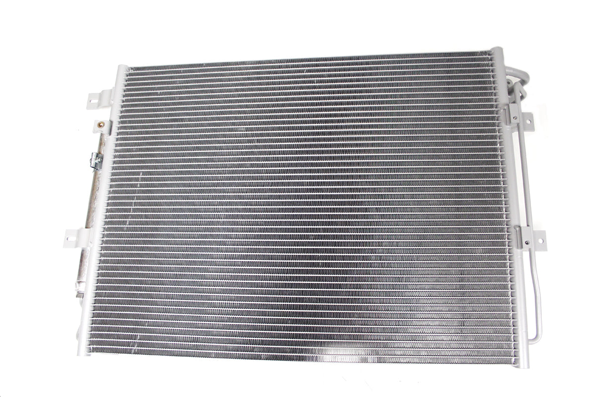 LR018405 LAND ROVER - CONDENSER ASSY - RRS 10-13 - 3.6L V8 DIESEL From ALLMAKES