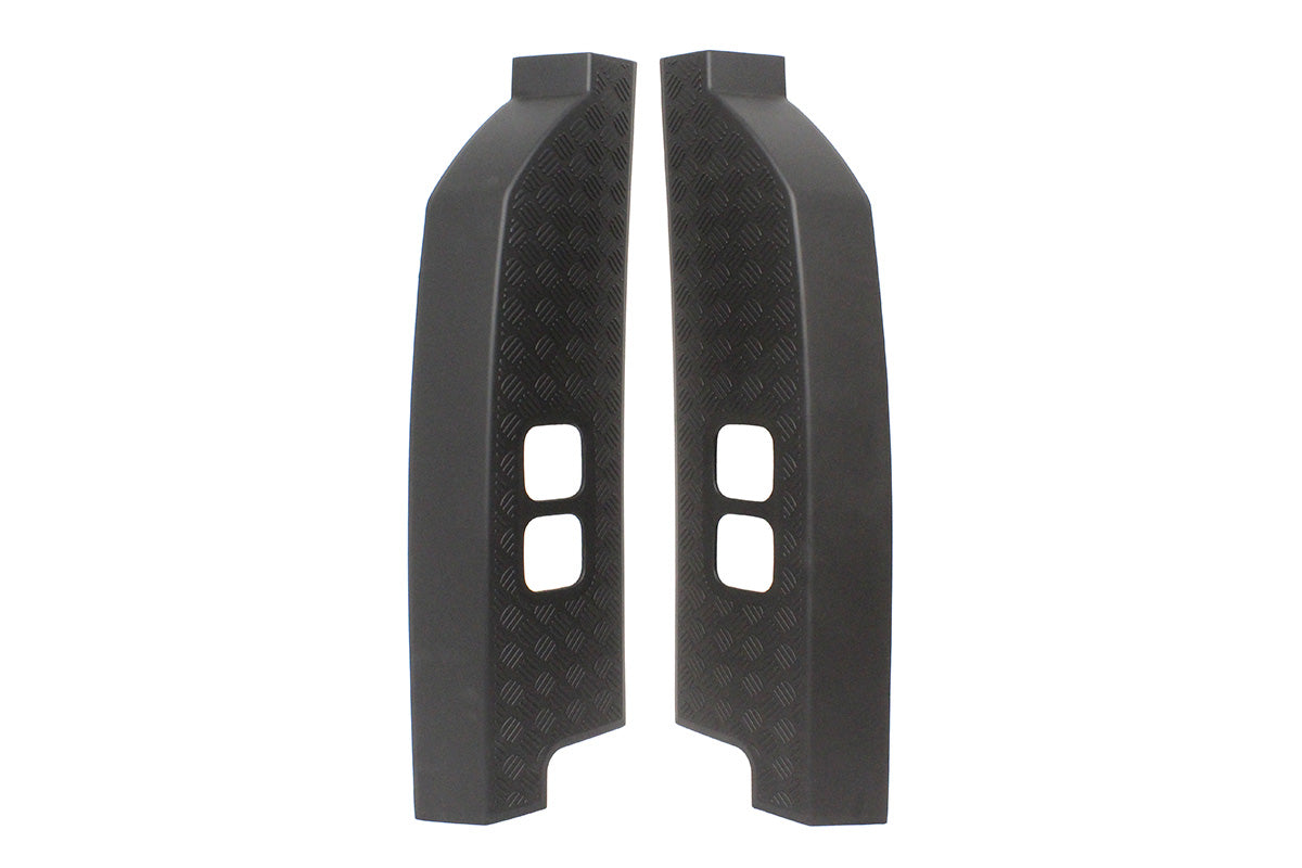 TF2976 REAR CORNER CHEQUER PLATES