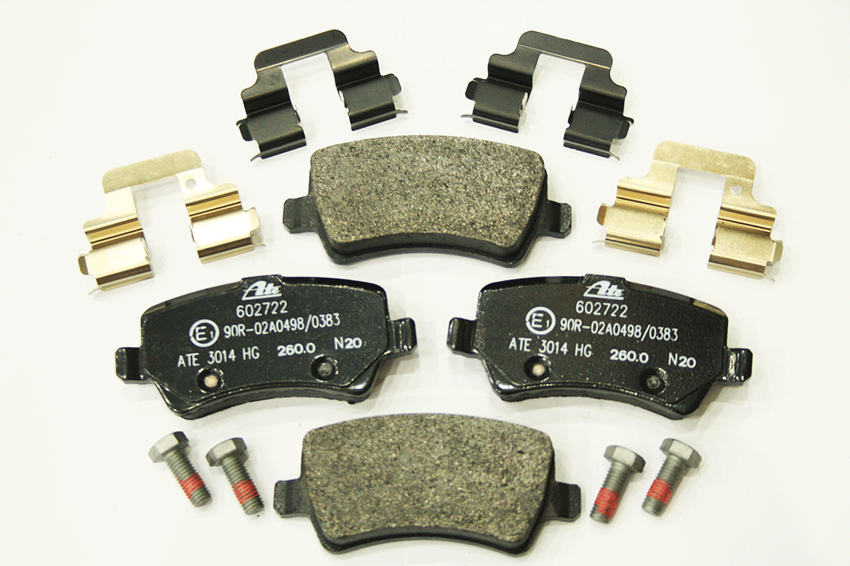 LR134695A LAND ROVER - BRAKE PAD SET