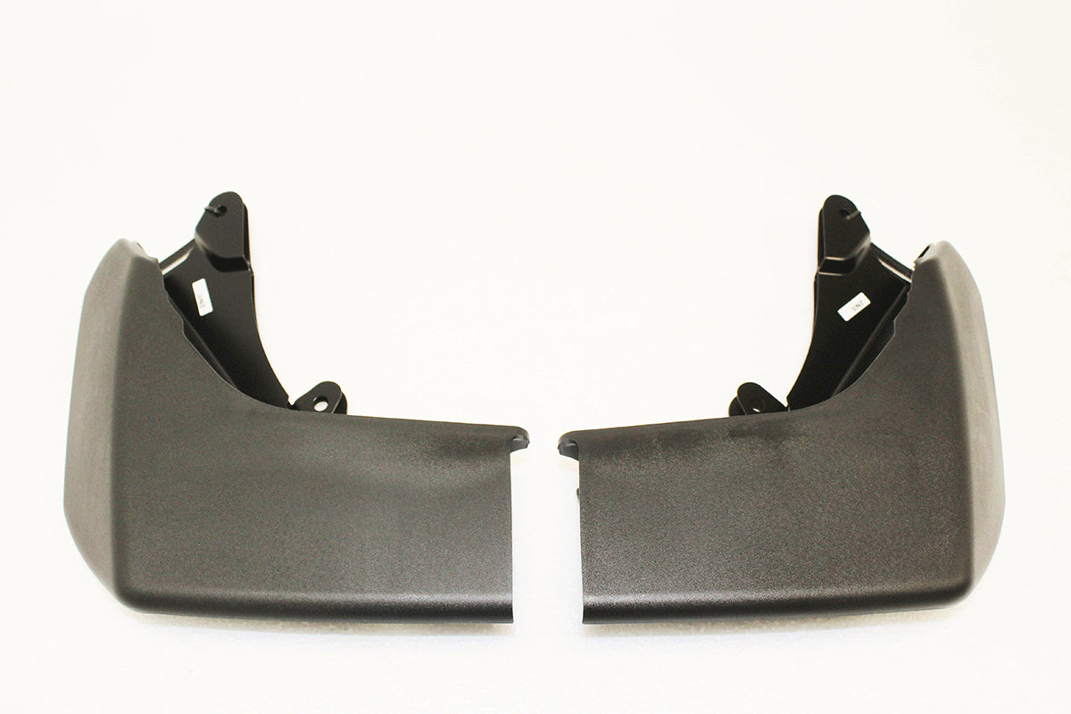CAS500010PCL LAND ROVER - Pair of front mudflaps for Discovery 3 & 4