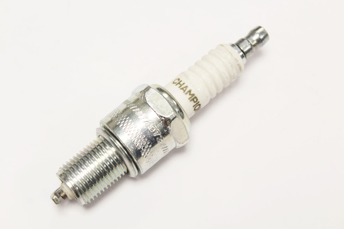 ERR743G LAND ROVER - SPARK PLUG - IGNITION - RN9YC - V8 - Suitable for Range Rover Classic From CHAMPION
