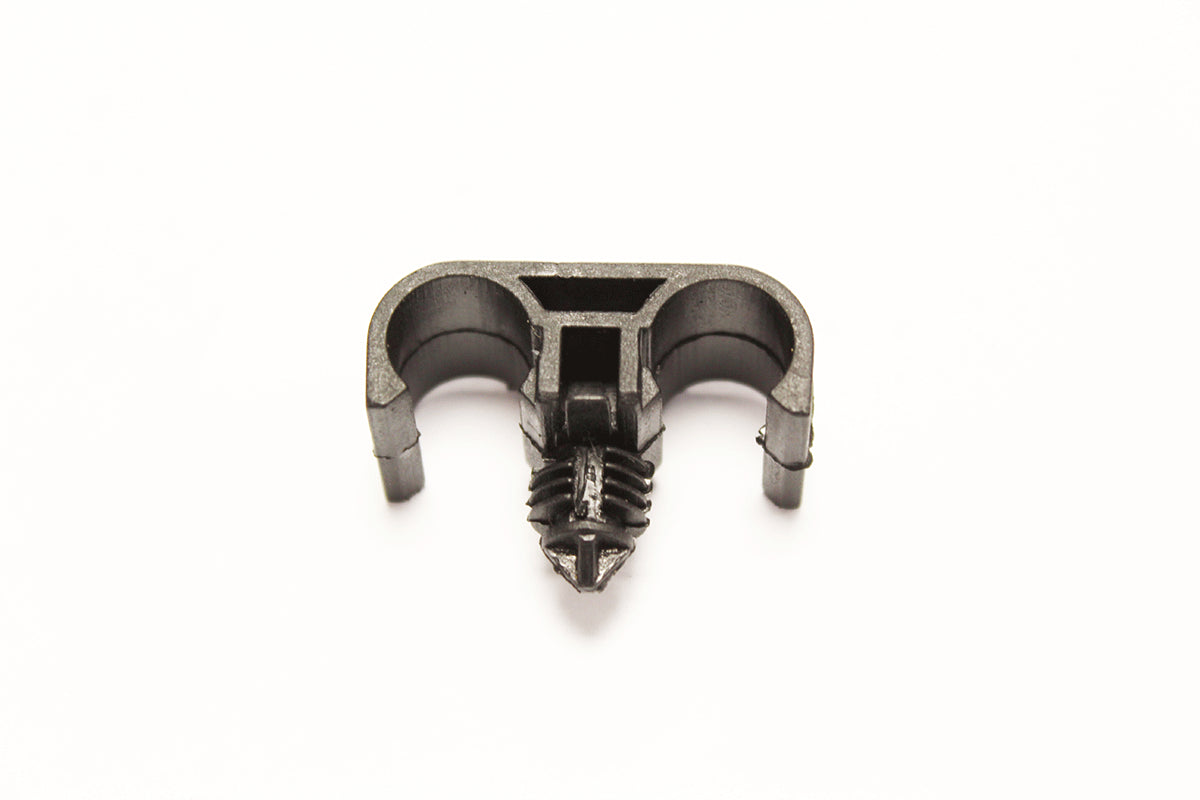 ESR4687 LAND ROVER - CLIP - FUEL PIPE SECURING