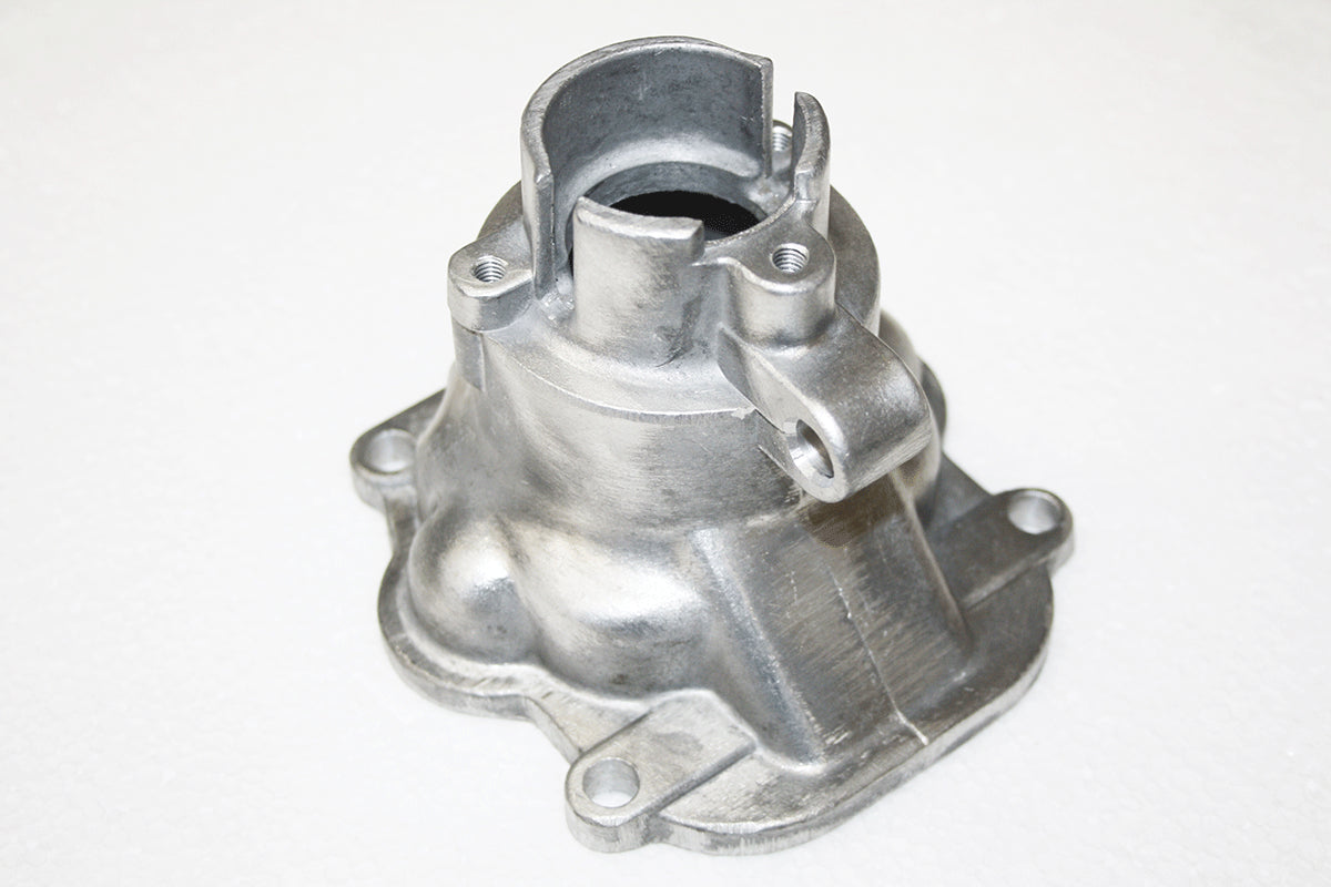 FRC7155 LAND ROVER - GEAR LEVER HOUSING
