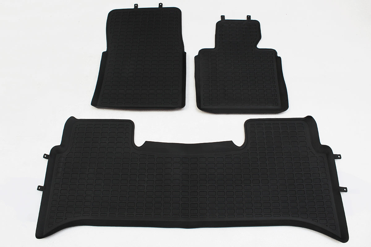 GA4807 LAND ROVER - RUBBER MATS-RROVER 02-06-LHD UP TO 6A99