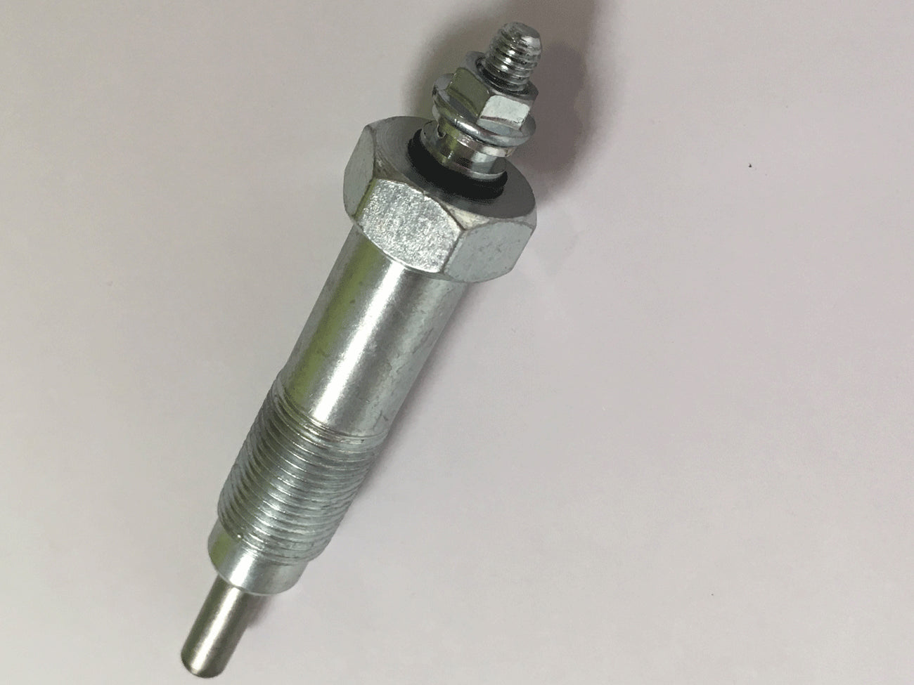 GAM101 LAND ROVER - HEATER PLUG - SINGLE PLUG - 2.25 PETROL - Suitable for Series 3