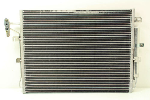 LR018403 LAND ROVER - CONDENSER - ASSEMBLY - FRONT - TD6 2.7 DIESEL - Suitable for Discovery 3