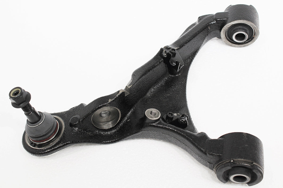 LR063688 LAND ROVER - ARM FRONT SUSPENSION - LH - D4 - RRS 10-13