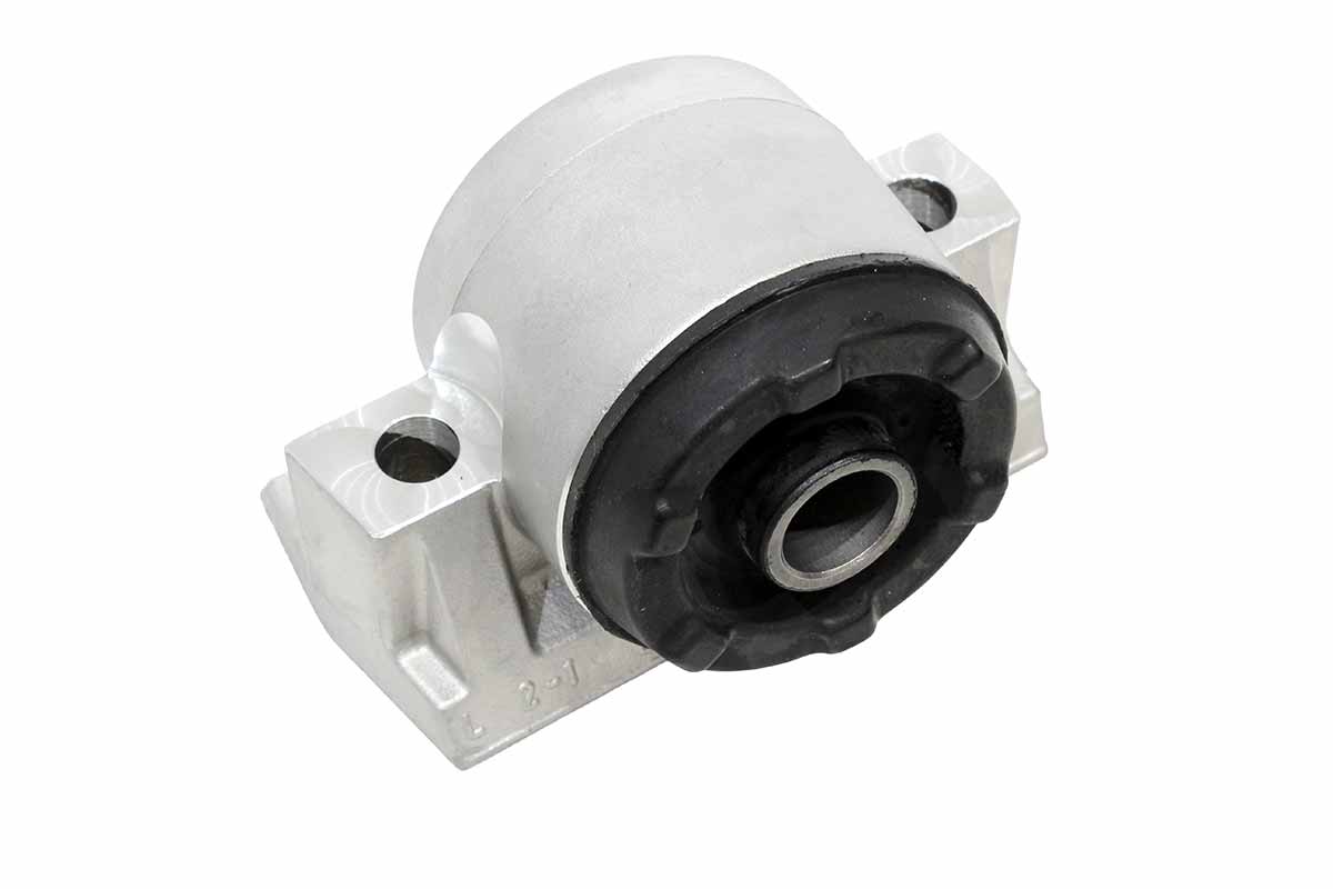RBX101810 LAND ROVER - HOUSING & BUSH