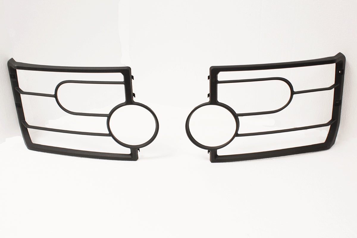VUB501200 LAND ROVER - HEADLAMP GUARDS - DISCOVERY 3 From BRITPART