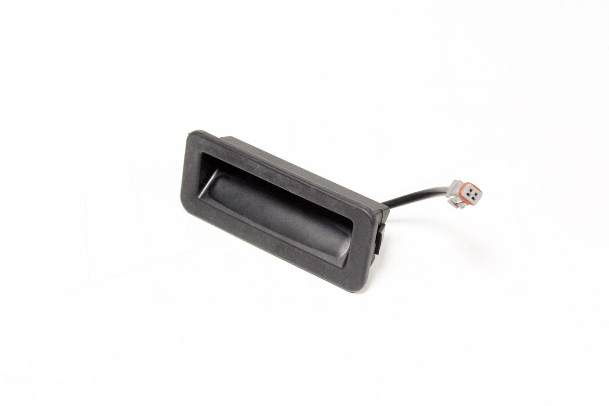 YUZ500020 LAND ROVER - SWITCH ASSEMBLY - MICRO - TAILGATE RELEASE - SWITCH - Suitable for Range Rover Sport 05-09, Range Rover Sport 10-13