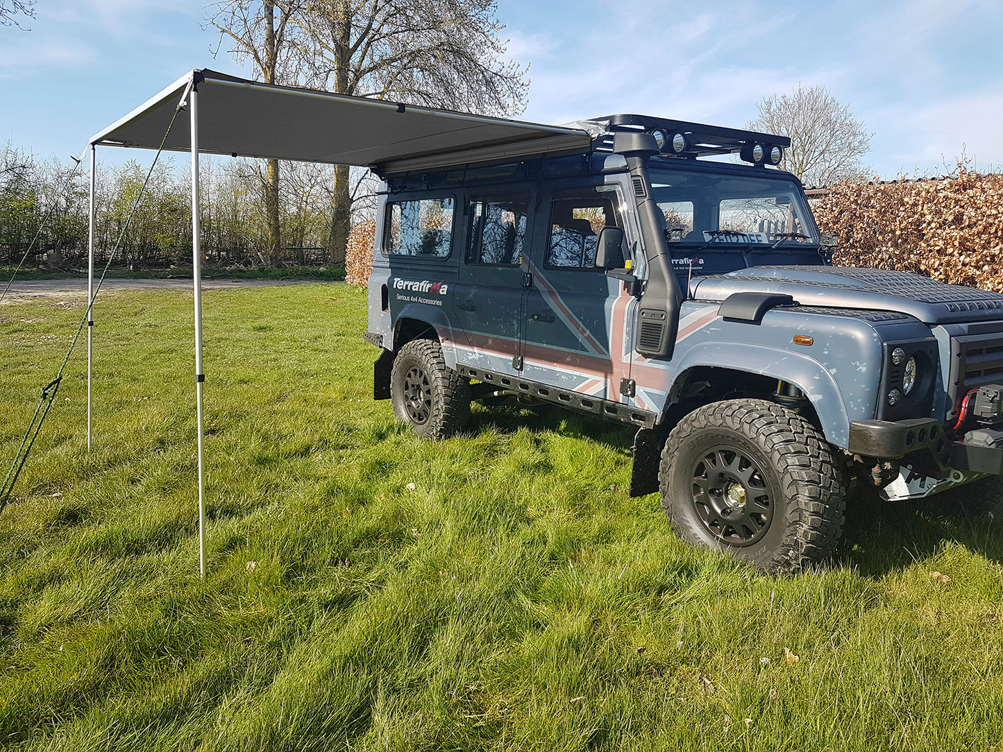 TF1700 LAND ROVER - 2.5M EXPEDITION AWNING