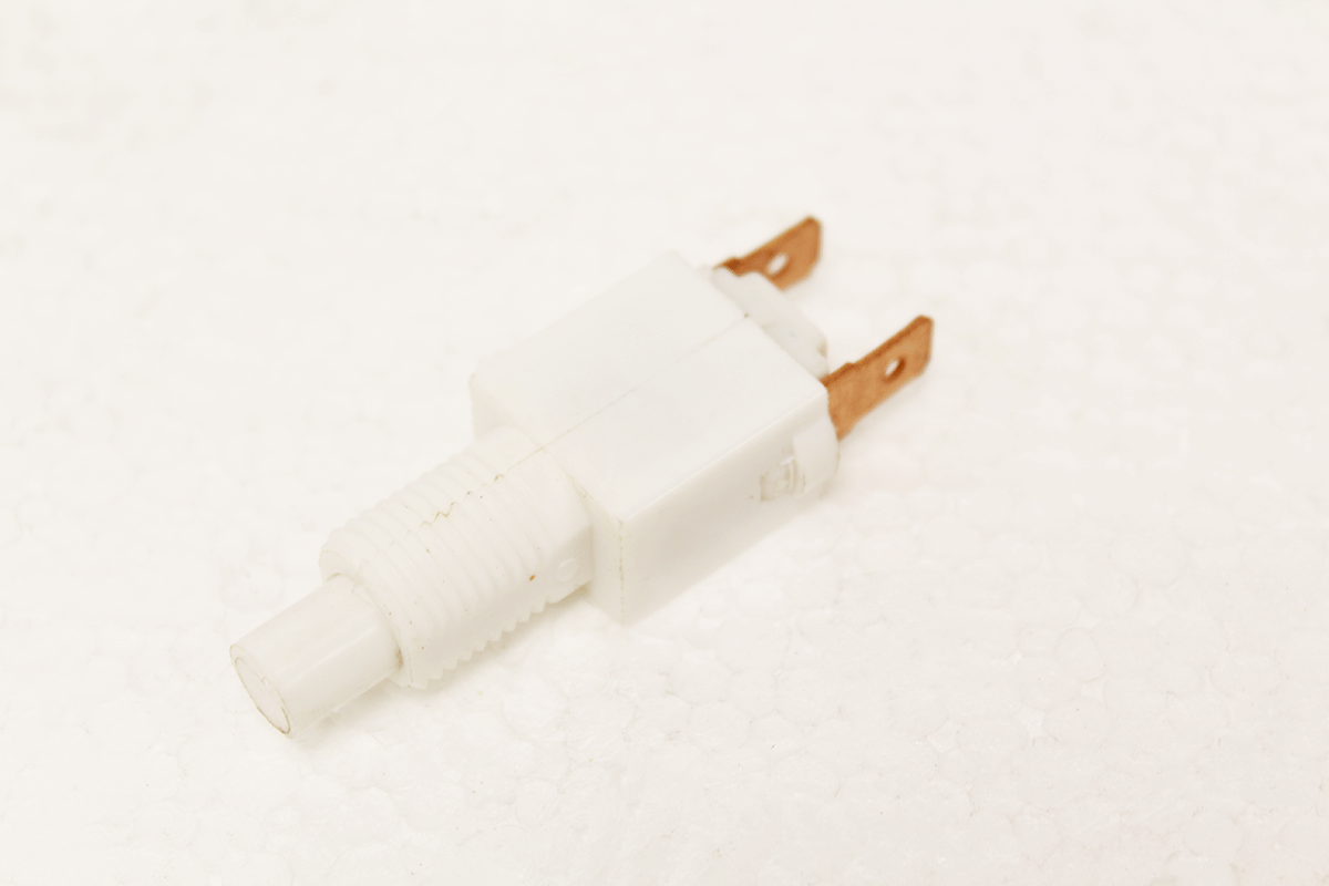 134529-R JAGUAR - STOPLAMP SWITCH