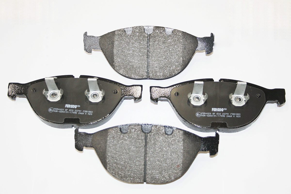 C2P26236-F JAGUAR - BRAKE PAD SET