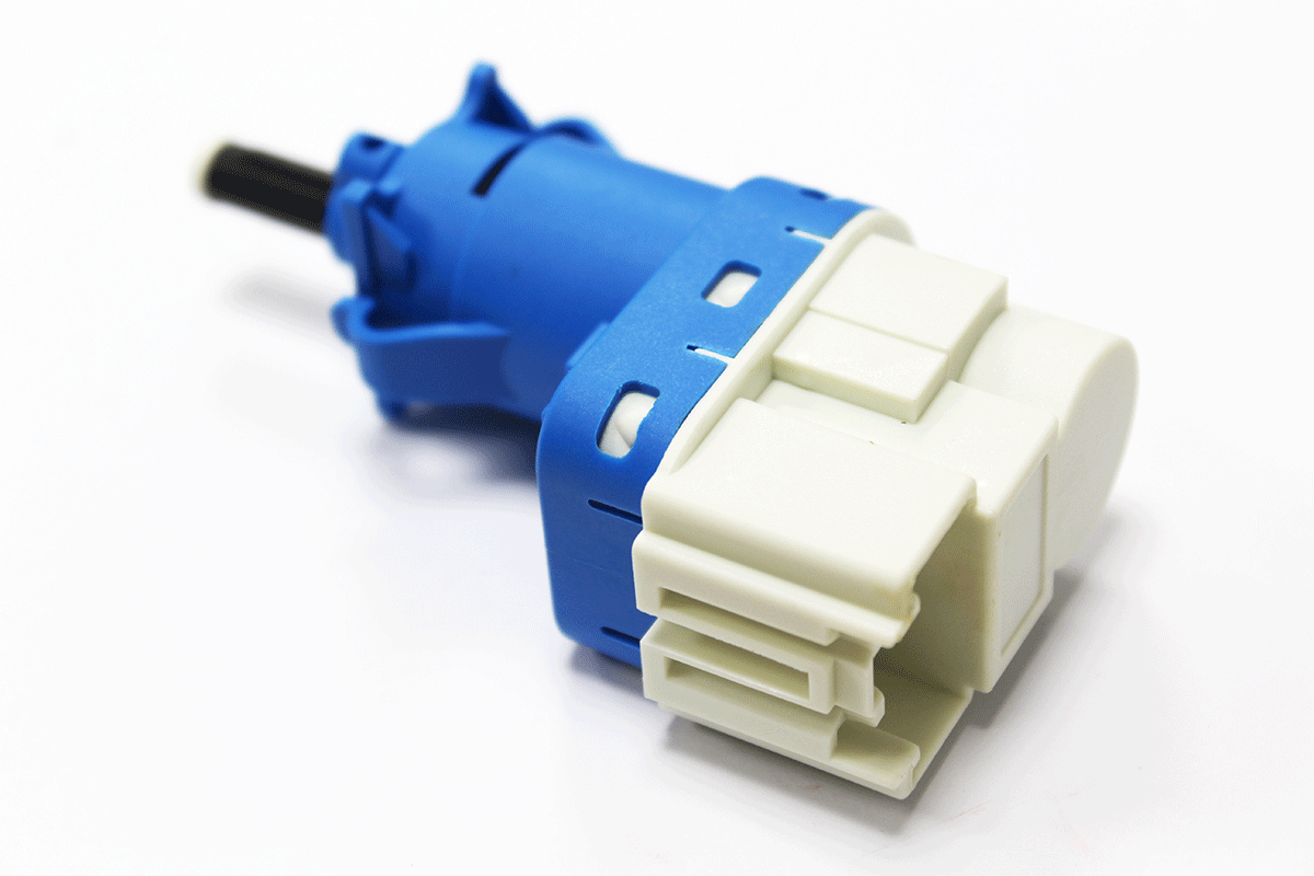 C2P14525-R JAGUAR - STOPLAMP SWITCH