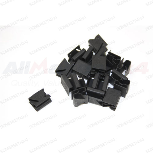 393116 LAND ROVER - EDGE CLIP - S TYPE DELTA SEAL BLACK - RRC -ALL From PR2 ALLMAKES OE