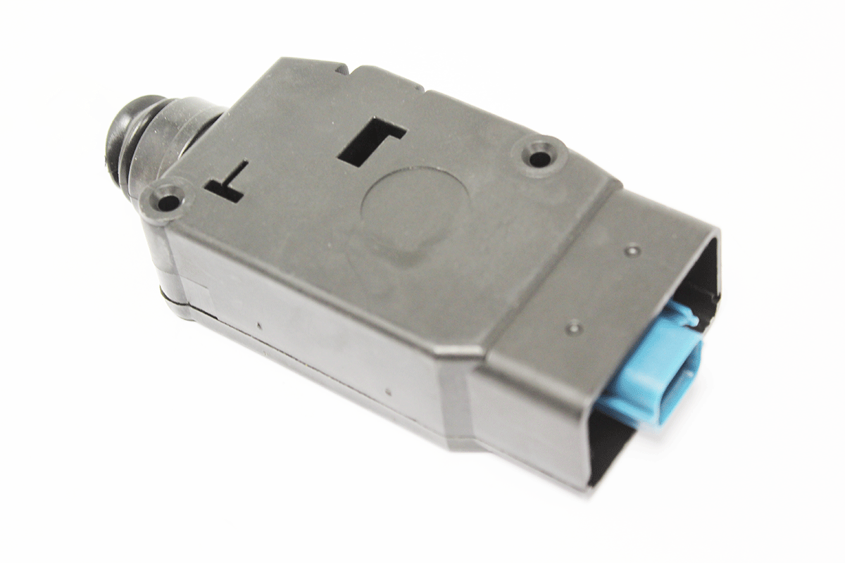 FUD500020 LAND ROVER - SWITCH ASSY - ALARM From ALLMAKES