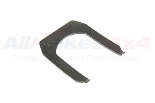 515468 LAND ROVER - PLATE - RETAINER - Suitable for Discovery 1, Defender 1983-2006, Range Rover Classic, Series 2 & Series 3
