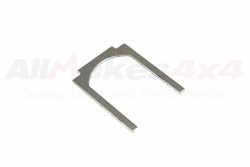 515470 LAND ROVER - PLATE - RETAINER - Suitable for Discovery 1, Defender 1983-2006, Range Rover Classic, Series 2 & Series 3