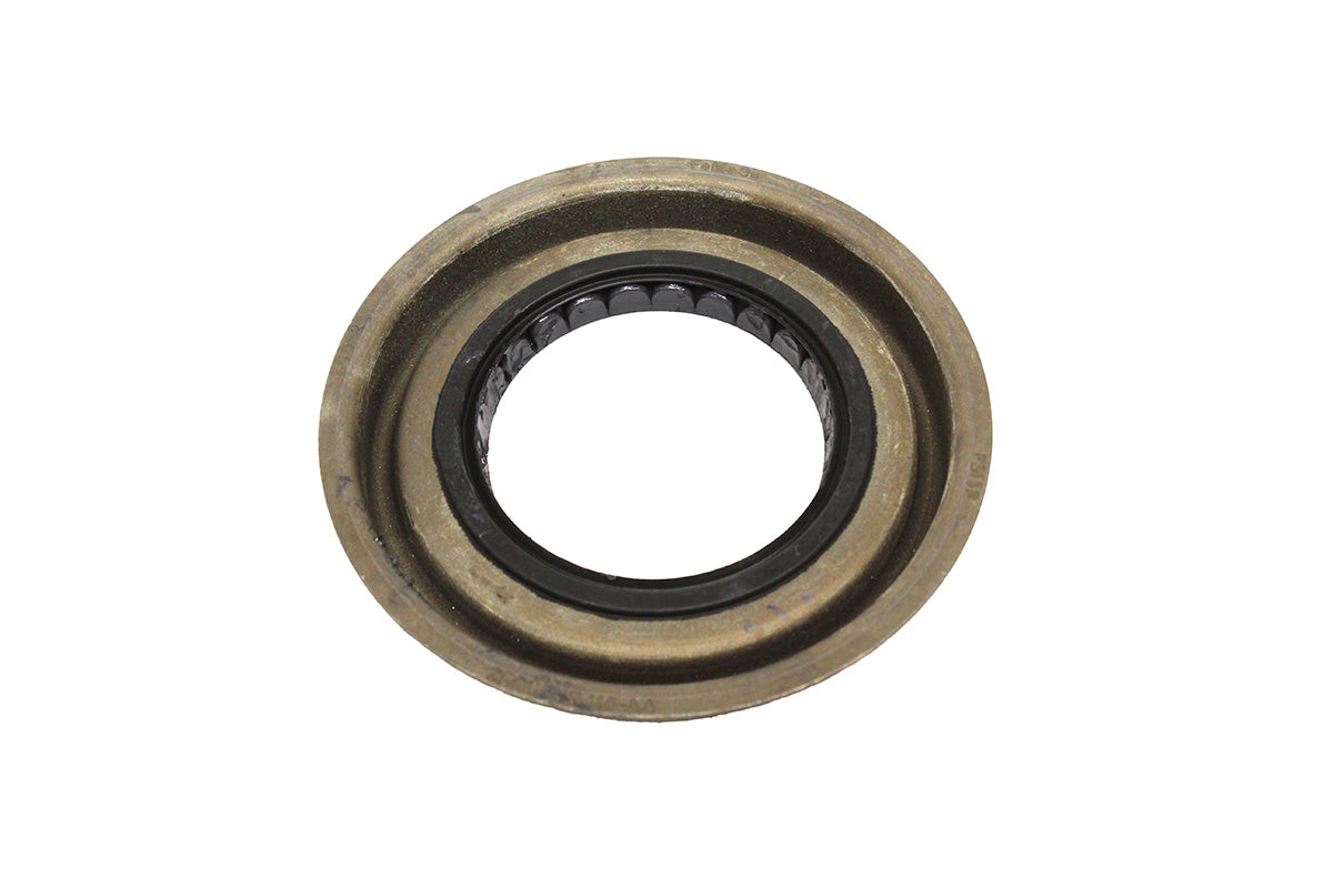 XR821244 SEAL-O/PUT SHAFT OIL