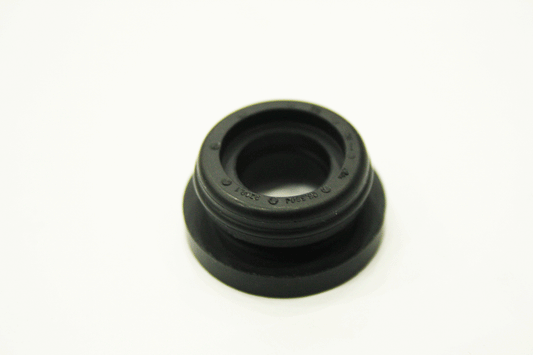 C2C41382-G JAGUAR - FLUID RESERVOIR SEAL