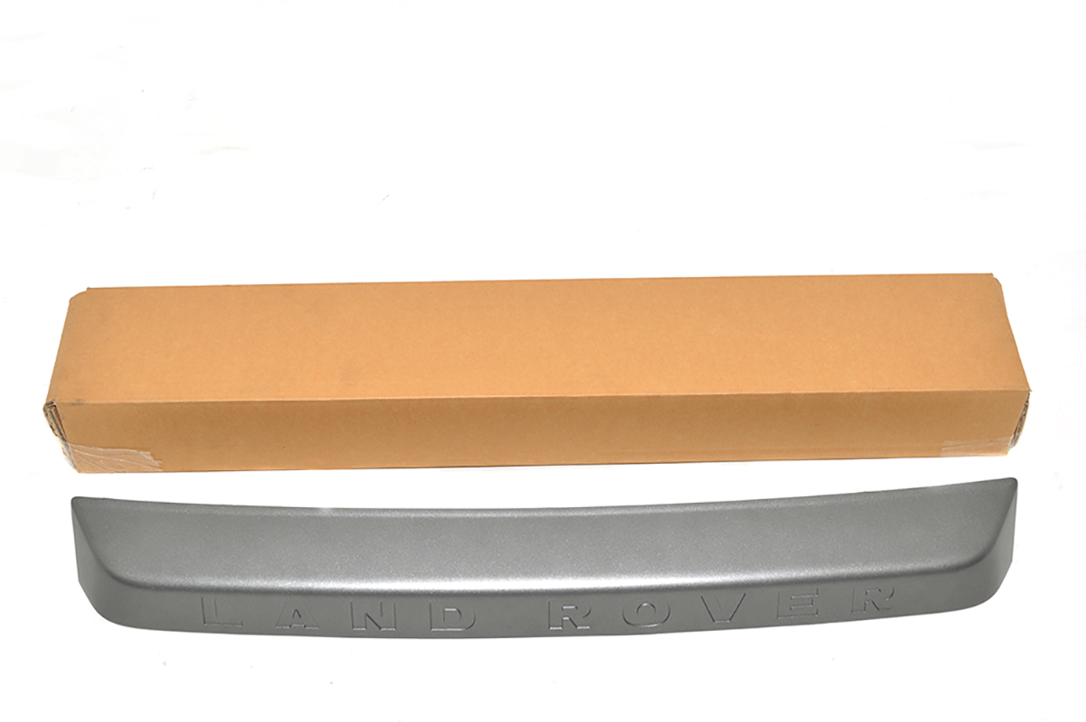 LR020189LR MOULDING - TAILGATE OUTSIDE