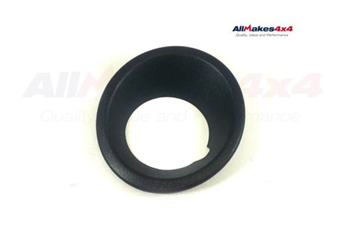 DXB500051PCL LAND ROVER - FOG LAMP BEZEL LH - Suitable for Discovery 3