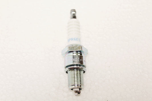 ERR743NGK LAND ROVER - SPARK PLUG - RRC - V8 From NGK