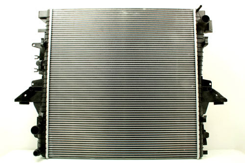 LR015560 LAND ROVER - RADIATOR ASSY - D4 - RRS 10-13 From BRITPART