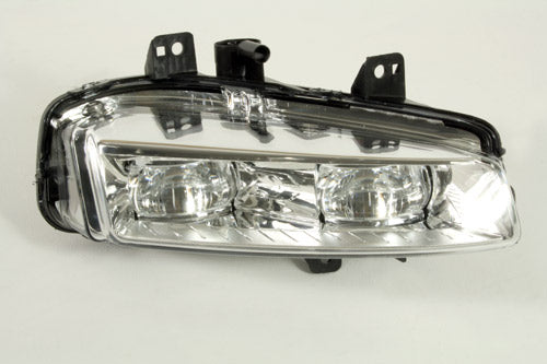 LR026089 LAND ROVER - LAMP - FOG - LIGHTING - FRONT - RH - LED - Suitable for Evoque 12-18 From VALEO