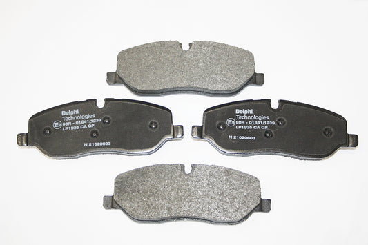 LR134694G LAND ROVER - BRAKE PAD SET FOR FRONT BRAKES - Suitable for Discovery 3, Discovery 4, Range Rover 02-09 & Range Rover Sport 05-09 From DELPHI
