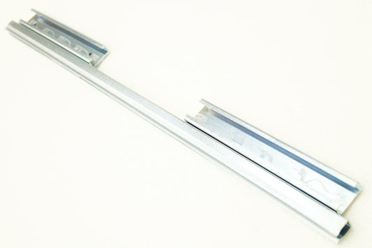 MUC2322 LAND ROVER - CHANNEL GLASS