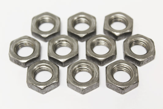 NT407041L LAND ROVER - NUT HALF