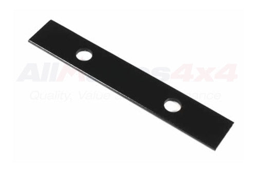 NTC6106 LAND ROVER - RETAINING PLATE - REAR SUSPENSION - Suitable for Defender 90 83-06, Defender 90 2007 Onwards, Discovery 1 & Range Rover Classic
