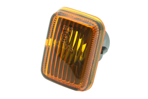 PRC9916 LAND ROVER - LAMP - SIDE REPEATER - FRONT - Suitable for Discovery 1, Defender 1983-2006 & Range Rover P38