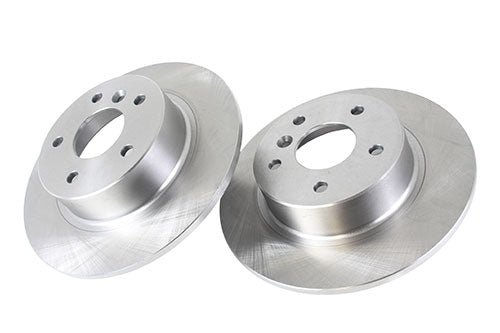 SDB000470G LAND ROVER - REAR BRAKE DISC - SOLID DISCS - Suitable for Discovery 2, Range Rover P38 From DELPHI