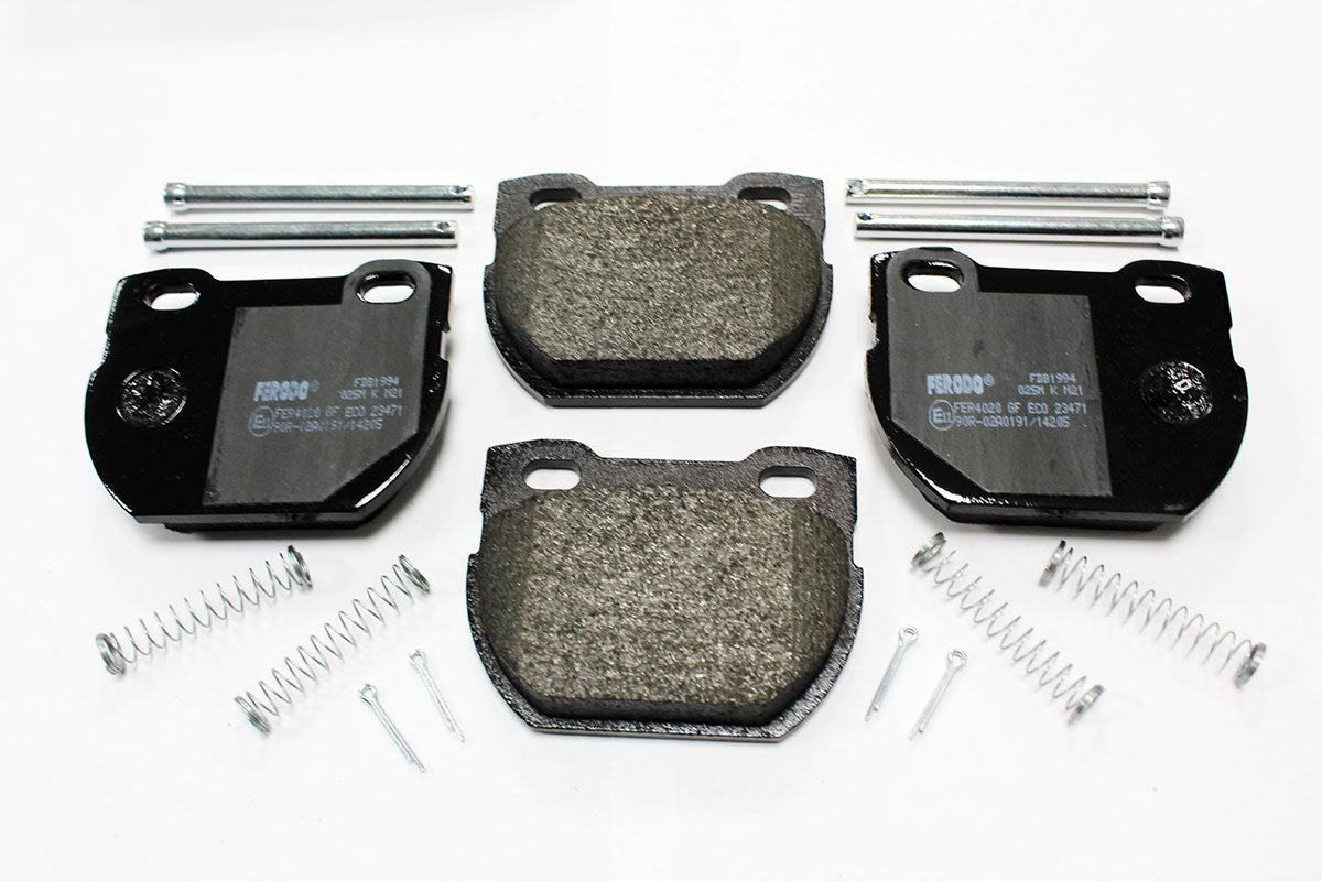 SFP000250F LAND ROVER - BRAKE PAD SET FOR REAR BRAKES - DEF 110 & 130 From FERODO