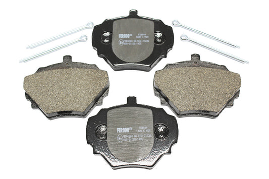 SFP500190F LAND ROVER - BRAKE PAD SET FOR REAR BRAKES - Suitable for Defender 90 83-06, Defender 90 2007 Onwards & Discovery 1 From FERODO