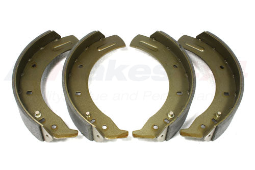 STC3944 LAND ROVER - BRAKE SHOE SET - FRONT BRAKES - Suitable for Series 2, Series 3