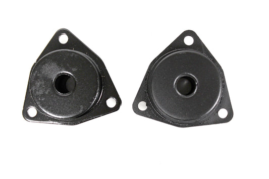 STC618G LAND ROVER - MOUNTING - BOTTOM LINK - REAR - PAIR - CHANGE BOTH SIDES - Suitable for Discovery 1, All Defenders & Range Rover Classic