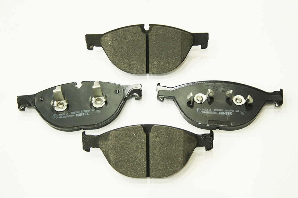 C2P26236-M JAGUAR - BRAKE PAD SET