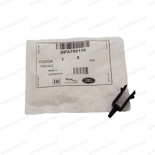 BPA780110LR GENUINE LAND ROVER - RETAINER - LATCH