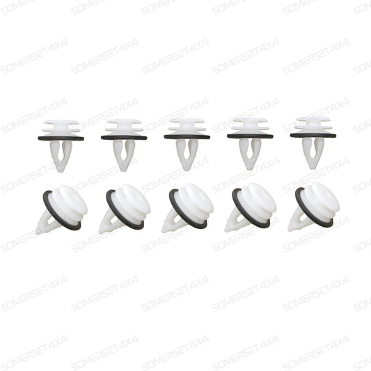 C2D3422-G JAGUAR - CLIP TRIM From PR2 ALLMAKES