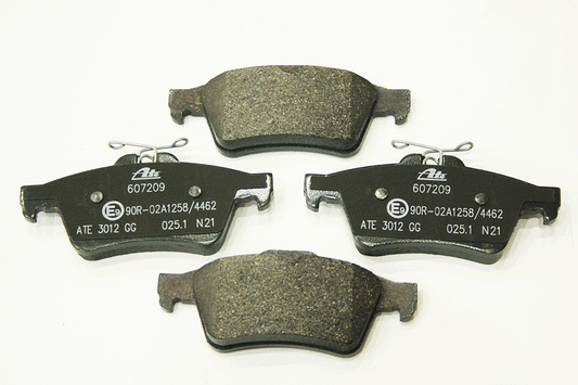 C2P26112-A JAGUAR - BRAKE PAD SET
