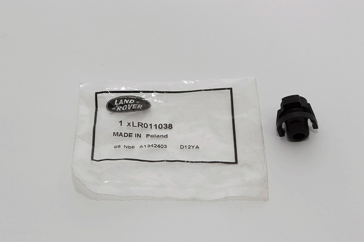 LR011038LR LAND ROVER - PLUG - BLANKING