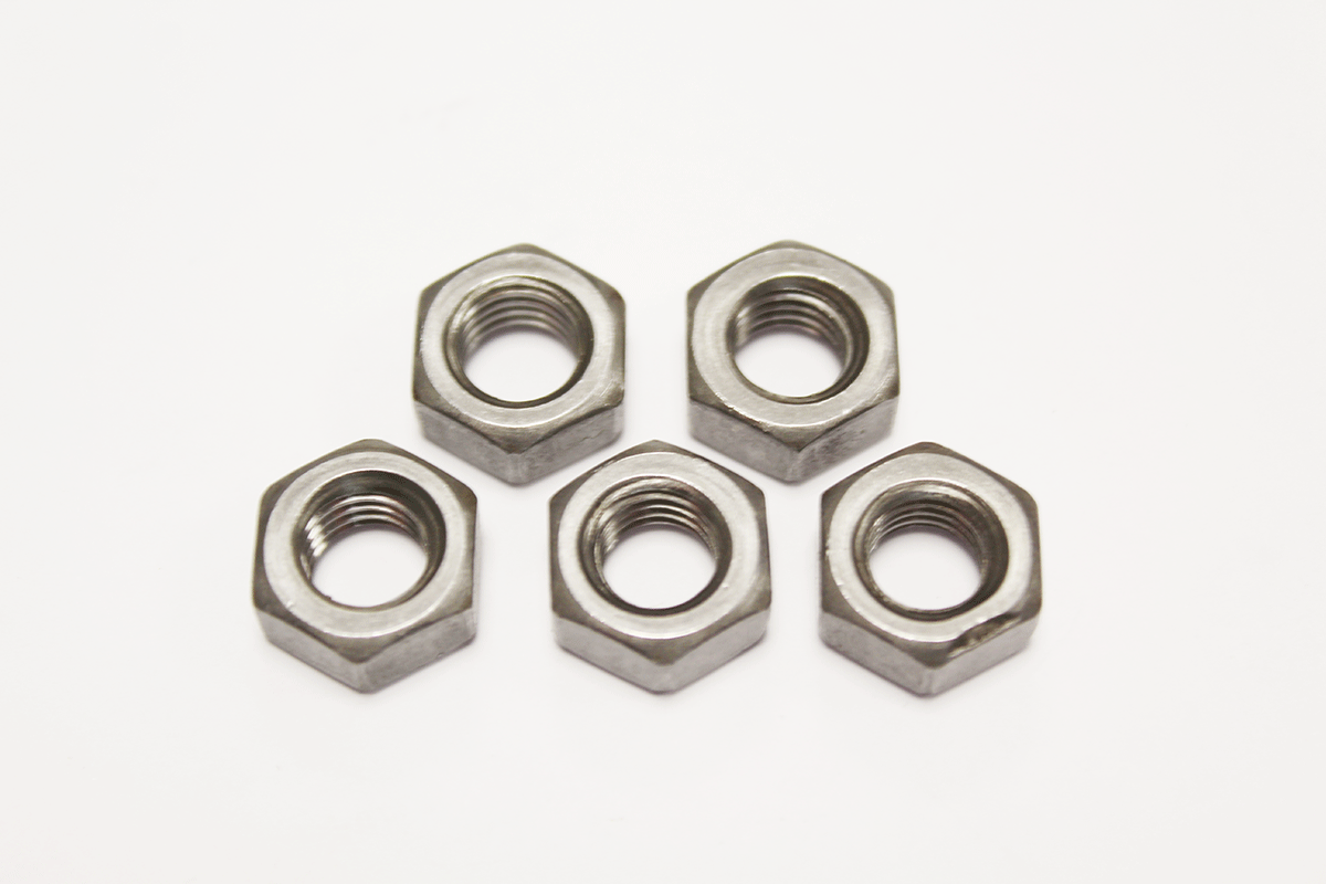2828 LAND ROVER - PLAIN NUT